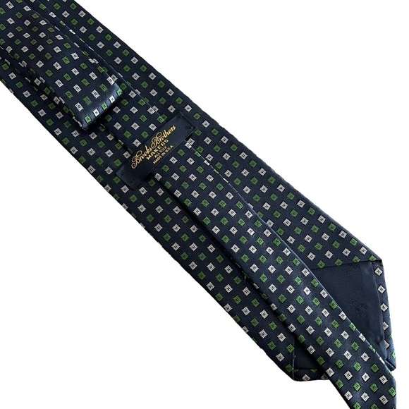 Brooks Brothers Men’s 💯 Silk Navy Blue Green Geo Print Neck Tie Y5 - Picture 2 of 4